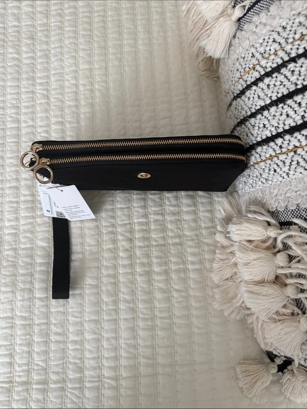 lululemon athletica Black Wristlet Clutch - Picture 3 of 3